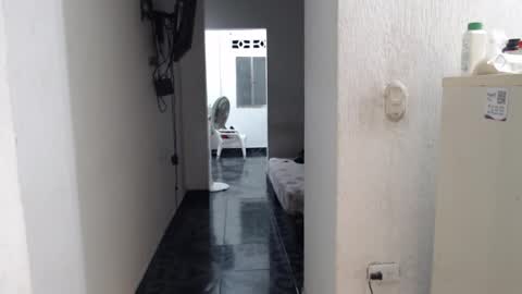 Snapshot of yessica_08 chatting on 29, 11, 2025 yessica and andres online show from 29, 11, 2025