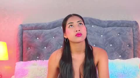 Snapshot of yesyhills chatting on 6, 3, 2026 Yesy online show from 6, 3, 2026