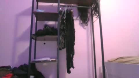 yin476 online show from 24, 10, 2025