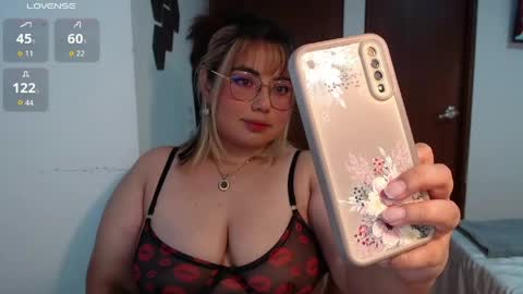 hii i am yini online show from 30, 5, 2026
