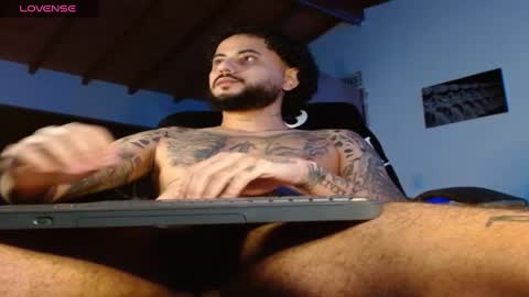 Snapshot of yio__cohen chatting on 25, 1, 2025 yio cohen online show from 25, 1, 2025