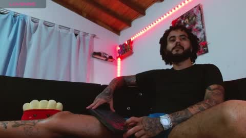 Snapshot of yio__cohen chatting on 18, 9, 2025 yio cohen online show from 18, 9, 2025