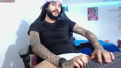 Snapshot of yio__cohen chatting on 13, 10, 2025 yio cohen online show from 13, 10, 2025