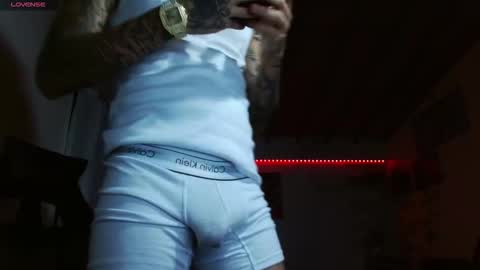 Snapshot of yio__cohen chatting on 22, 10, 2025 yio cohen online show from 22, 10, 2025