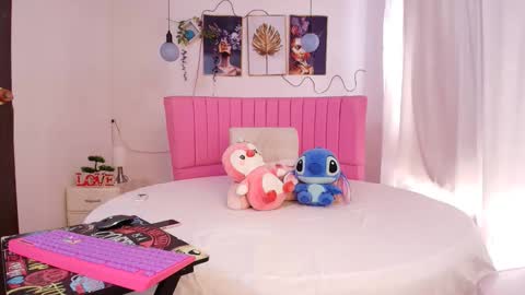 Snapshot of yised_vegas chatting on 27, 11, 2025 yised online show from 27, 11, 2025