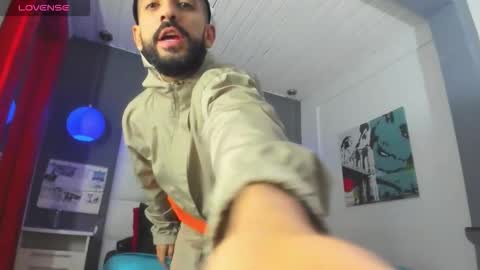 Yiyo online show from 11, 2, 2026