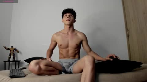 yizus_bonz online show from 23, 10, 2025