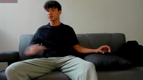 Snapshot of yizus_bonz chatting on 18, 1, 2026 yizus_bonz online show from 18, 1, 2026