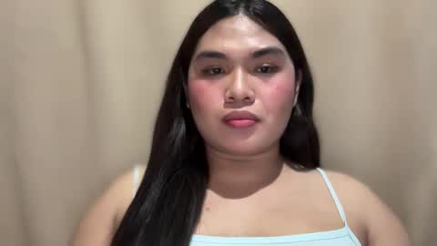 Snapshot of yllanahard chatting on 24, 12, 2024 yllana love online show from 24, 12, 2024