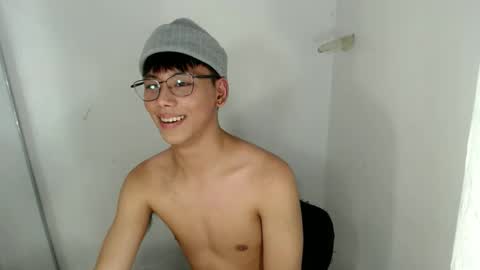 ynotyu online show from 10, 4, 2026