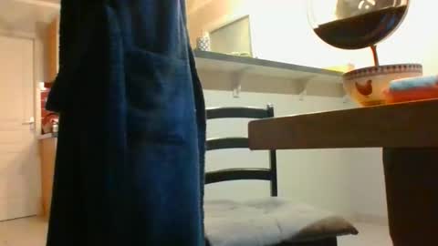 Snapshot of yoannsexmalo chatting on 15, 10, 2025 Yoann online show from 15, 10, 2025