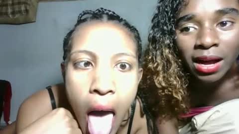 Snapshot of yolandrina05 chatting on 11, 9, 2025 yolandrina05 online show from 11, 9, 2025