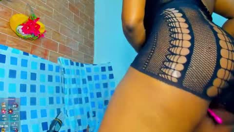 yonnsol_avril online show from 23, 2, 2025