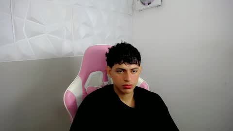 Snapshot of yosepp_cum chatting on 8, 5, 2026 YOSEP online show from 8, 5, 2026