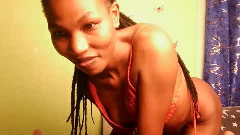 Snapshot of yosweetslut chatting on 15, 4, 2026 Sweetkitty online show from 15, 4, 2026