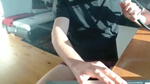 Snapshot of youboyvie chatting on 29, 12, 2024 Rob online show from 29, 12, 2024