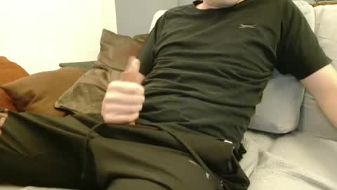 Snapshot of youboyvie chatting on 25, 1, 2025 Rob online show from 25, 1, 2025