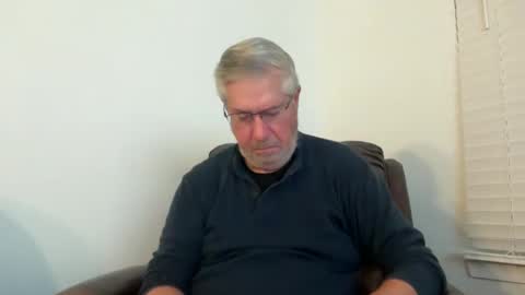 Snapshot of yougogirl_3 chatting on 11, 1, 2025 Colorado Guy Straight online show from 11, 1, 2025