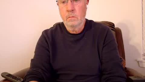 Snapshot of yougogirl_3 chatting on 5, 3, 2025 Colorado Guy Straight online show from 5, 3, 2025