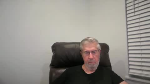 Snapshot of yougogirl_3 chatting on 9, 9, 2025 Colorado Guy Straight online show from 9, 9, 2025