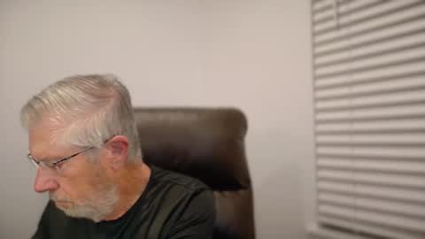 Snapshot of yougogirl_3 chatting on 9, 1, 2026 Colorado Guy Straight online show from 9, 1, 2026