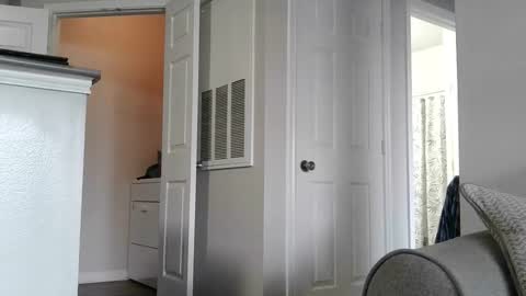 Snapshot of youneverknowimight2 chatting on 24, 3, 2026 kindahorny online show from 24, 3, 2026