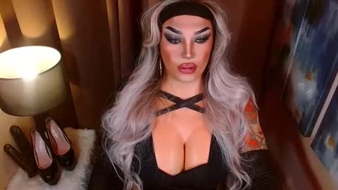 Snapshot of your1truequeen chatting on 22, 2, 2026 QUEEN MADISON online show from 22, 2, 2026