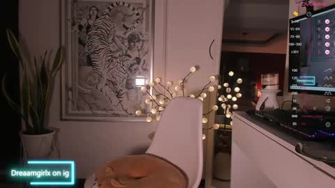 Isabella online show from 9, 12, 2024