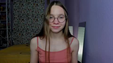 Leslie online show from 6, 3, 2025