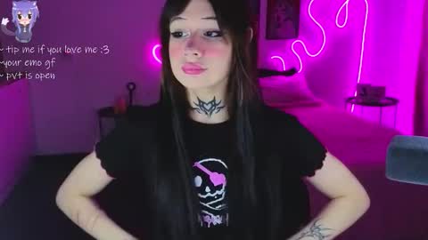 Snapshot of your_little_eva chatting on 1, 3, 2026 Eva online show from 1, 3, 2026