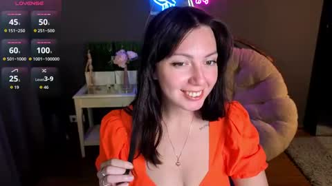 Snapshot of your_little_mom chatting on 8, 7, 2026 Viky online show from 8, 7, 2026