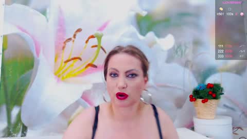 Snapshot of your_milf_lilly chatting on 16, 5, 2026 Lilly online show from 16, 5, 2026