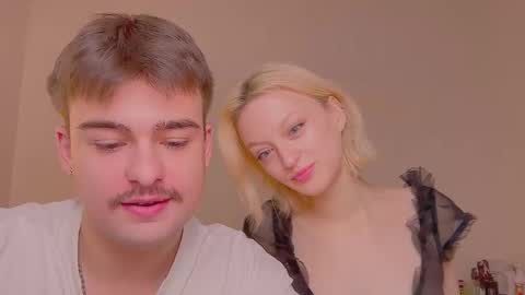 your_molly_mark online show from 15, 10, 2025