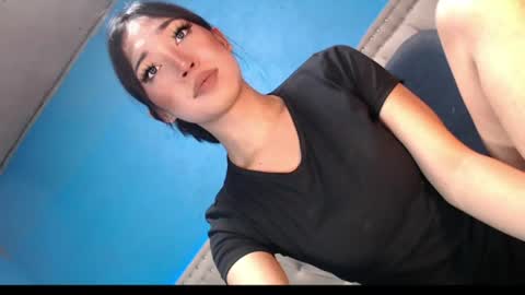 your_naughty_cumslut69 online show from 17, 7, 2026