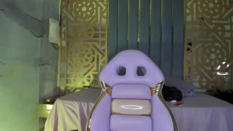 Evelin  online show from 4, 12, 2024