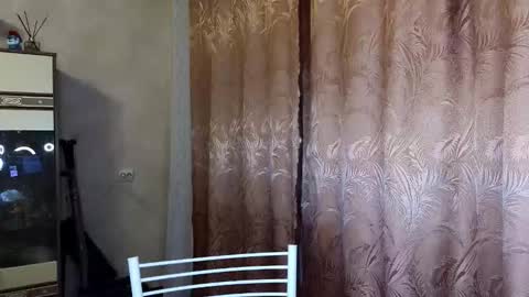 Snapshot of your_psychologist chatting on 29, 11, 2025 Alice online show from 29, 11, 2025