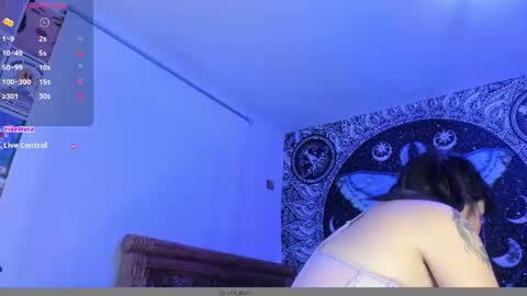 Snapshot of your_rosenrot chatting on 21, 7, 2026 Daniela Help me reach 100 likes online show from 21, 7, 2026