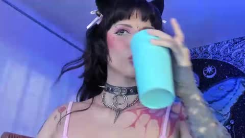 Snapshot of your_rosenrot chatting on 21, 7, 2026 Daniela Help me reach 100 likes online show from 21, 7, 2026