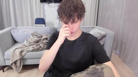 Snapshot of your_shy_guy chatting on 16, 1, 2025 your_shy_guy online show from 16, 1, 2025