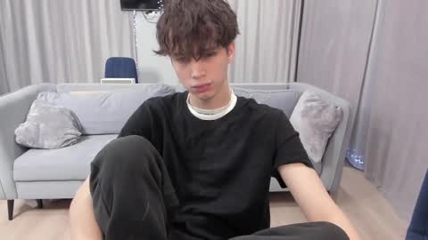 Snapshot of your_shy_guy chatting on 18, 1, 2025 your_shy_guy online show from 18, 1, 2025