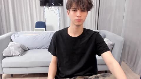 Snapshot of your_shy_guy chatting on 19, 1, 2025 your_shy_guy online show from 19, 1, 2025