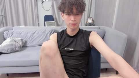 Snapshot of your_shy_guy chatting on 21, 2, 2025 your_shy_guy online show from 21, 2, 2025