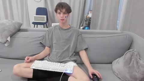 Snapshot of your_shy_guy chatting on 3, 3, 2025 your_shy_guy online show from 3, 3, 2025