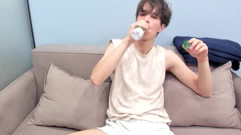 Snapshot of your_shy_guy chatting on 9, 9, 2025 your_shy_guy online show from 9, 9, 2025