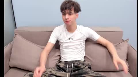 Snapshot of your_shy_guy chatting on 8, 10, 2025 your_shy_guy online show from 8, 10, 2025