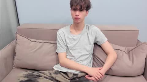 Snapshot of your_shy_guy chatting on 1, 11, 2025 your_shy_guy online show from 1, 11, 2025