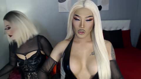 TRICXIEBELLE online show from 28, 11, 2025