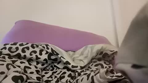 Snapshot of yourbestfantasie chatting on 28, 9, 2025 yourbestfantasie online show from 28, 9, 2025