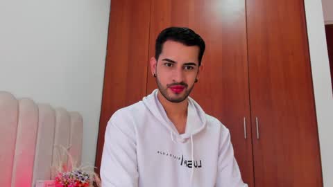 YOURBOYNEXTDOOR online show from 25, 12, 2024