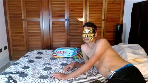 Snapshot of yourcouplehot chatting on 18, 11, 2025 yourcouplehot online show from 18, 11, 2025